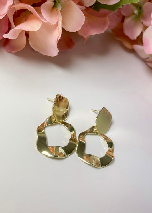 Gold Crinkle Circle Earrings